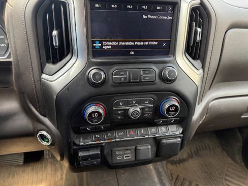 Used 2021 Chevrolet Silverado 1500 LT image 22