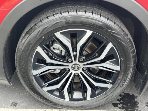Used 2023 Toyota Crown XLE image 43