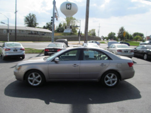 Used 2007 Hyundai Sonata SE image 2