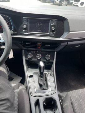 Used 2019 Volkswagen Jetta R-Line image 11