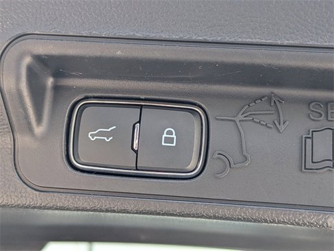 Used 2023 Ford Explorer XLT w/ Equipment Group 202A image 14