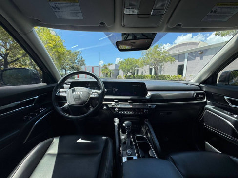 Used 2024 Kia Telluride S image 18