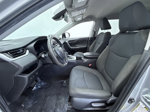 Used 2023 Toyota RAV4 LE image 11