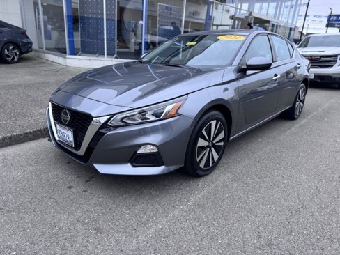 Used 2022 Nissan Altima 2.5 SV image 1