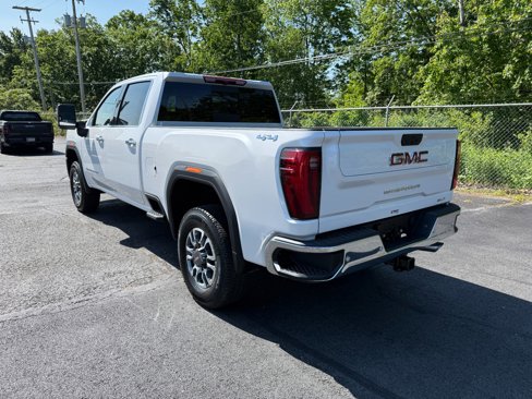 New 2025 GMC Sierra 2500 SLT w/ SLT Convenience Package image 3