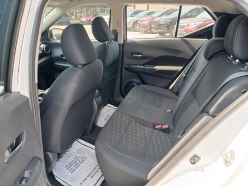 Used 2024 Nissan Kicks SV image 11