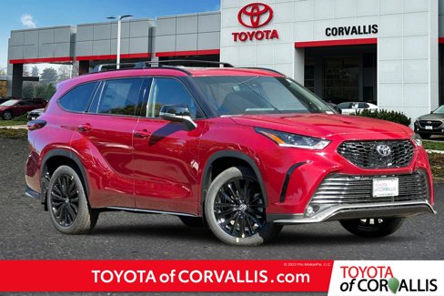 New 2025 Toyota Highlander XSE image 1