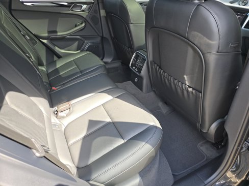 New 2025 Porsche Macan S image 29