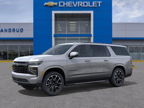 New 2026 Chevrolet Suburban RST image 2