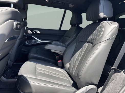 New 2026 BMW X7 M60i image 29