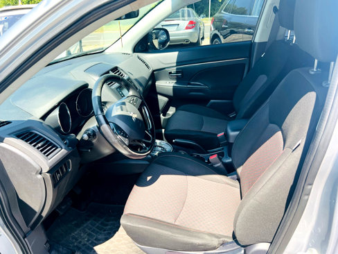 Used 2017 Mitsubishi Outlander Sport SE image 11
