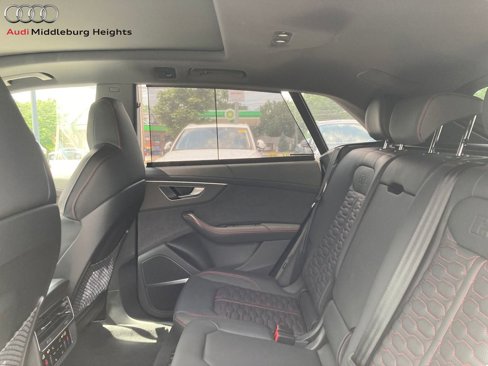New 2025 Audi RS Q8 performance image 29