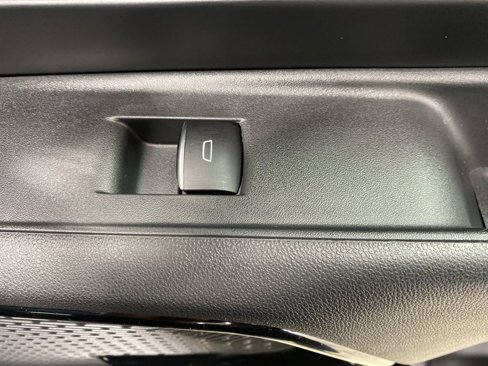 New 2026 Chevrolet Silverado EV LT image 19
