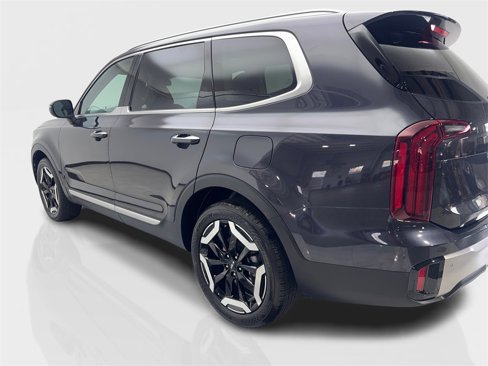 Used 2025 Kia Telluride S image 14