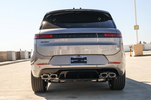 New 2025 Land Rover Range Rover Sport Dynamic SE image 5