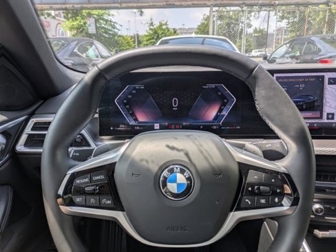 Used 2025 BMW 430i xDrive Convertible w/ Premium Package image 12