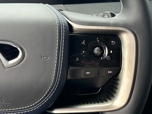 New 2026 INFINITI QX80 Sensory image 9