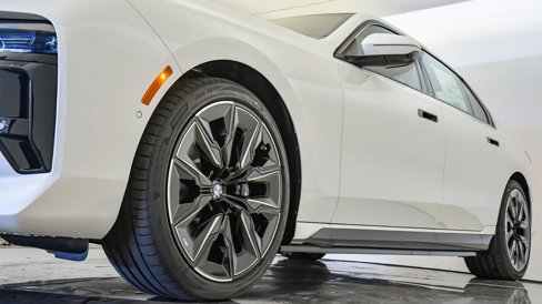 New 2026 BMW i7 eDrive50 image 10