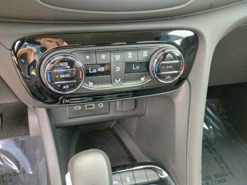 Used 2023 Buick Encore GX Select w/ Sport Touring Package image 30