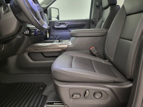 New 2025 Chevrolet Silverado 3500 LTZ w/ LTZ Premium Package image 2