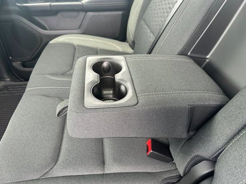 New 2025 RAM 1500 4x4 Crew Cab image 19