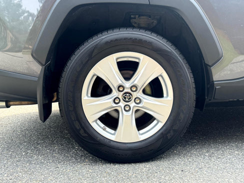 Used 2019 Toyota RAV4 XLE image 8