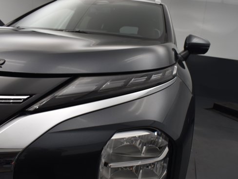 New 2025 Mitsubishi Outlander SEL image 5