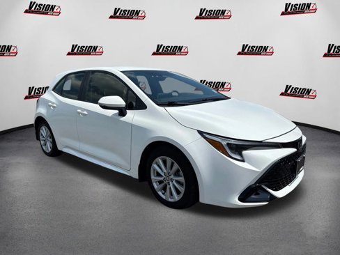 Used 2023 Toyota Corolla SE image 3