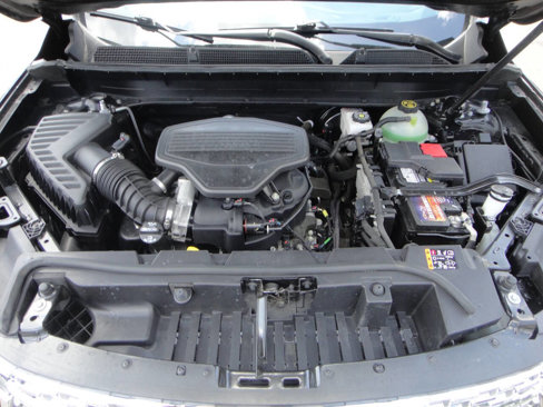 Used 2021 GMC Acadia SLT w/ Premium Package image 19