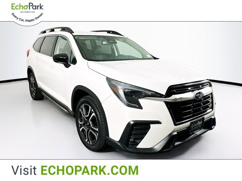 Used 2024 Subaru Ascent Limited image 1
