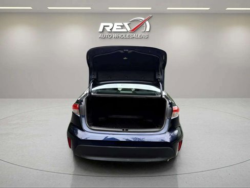 Used 2024 Toyota Corolla LE image 33