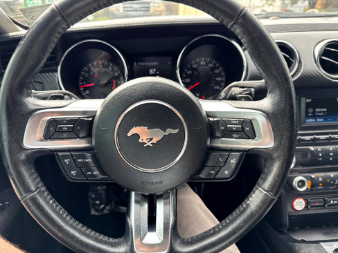 Used 2017 Ford Mustang Coupe image 19