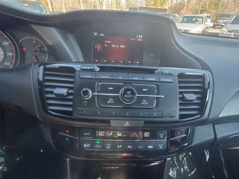 Used 2017 Honda Accord Sport Special Edition image 14