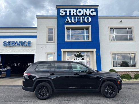 Used 2024 Jeep Grand Cherokee L Laredo image 19