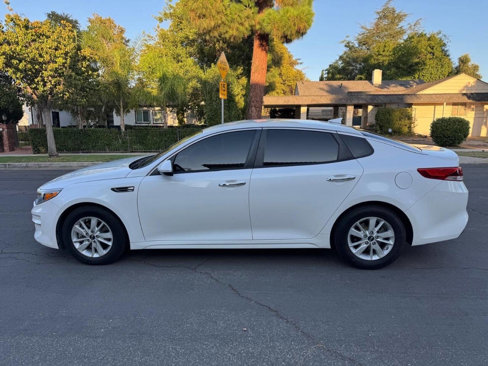 Used 2016 Kia Optima LX image 9