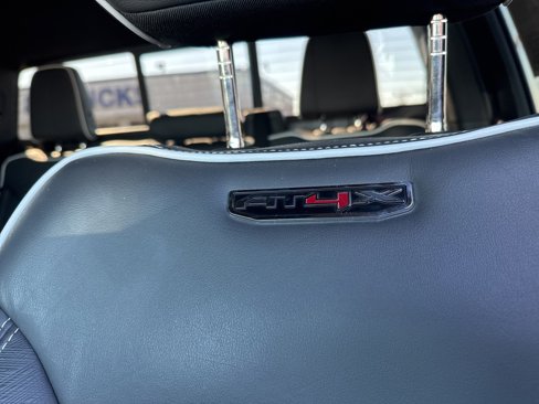 Used 2024 GMC Sierra 1500 AT4X image 14