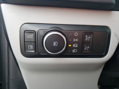 Used 2024 Ford Escape SE w/ PHEV Premium Package image 26