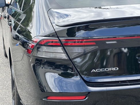 Used 2024 Honda Accord Sport image 11