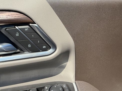 New 2025 GMC Sierra 2500 SLT w/ SLT Convenience Package image 25