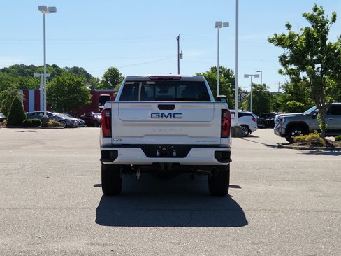 New 2025 GMC Sierra 2500 Denali Ultimate image 6