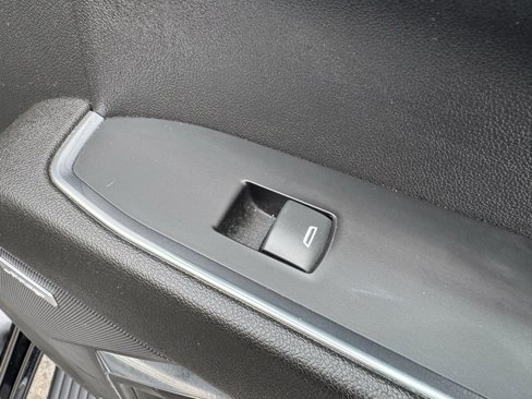 Used 2023 Chevrolet Silverado 1500 RST w/ Convenience Package II image 39