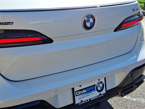 New 2026 BMW 760i xDrive image 21
