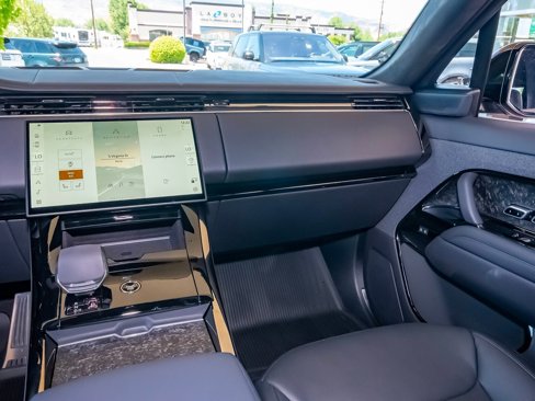 New 2025 Land Rover Range Rover Sport Autobiography image 38