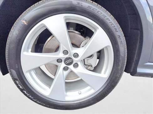 New 2025 Audi Q5 Premium Plus image 21