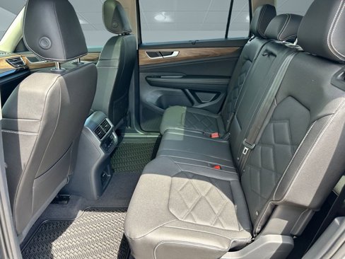 New 2026 Volkswagen Atlas SE image 12