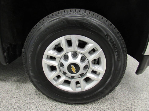 Used 2021 Chevrolet Silverado 2500 W/T w/ WT Convenience Package image 13