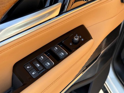 New 2025 Jeep Grand Wagoneer Series III image 9