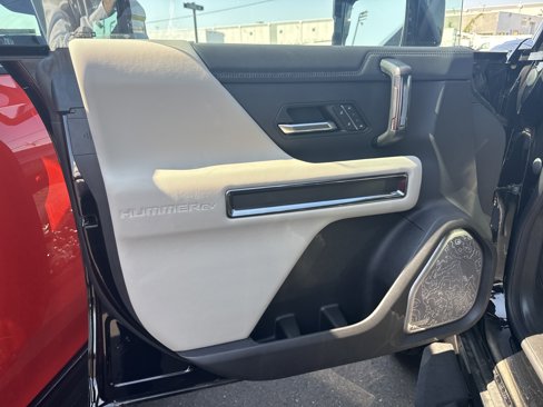 New 2026 GMC Hummer EV SUV image 7