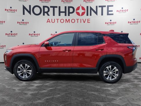 New 2026 Chevrolet Equinox LT image 3