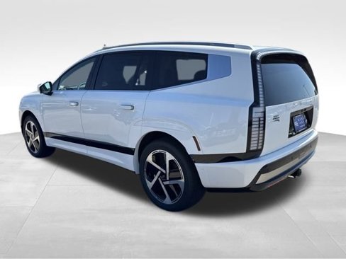 New 2026 Hyundai Ioniq 9 Calligraphy w/ Tow & Go Package image 3